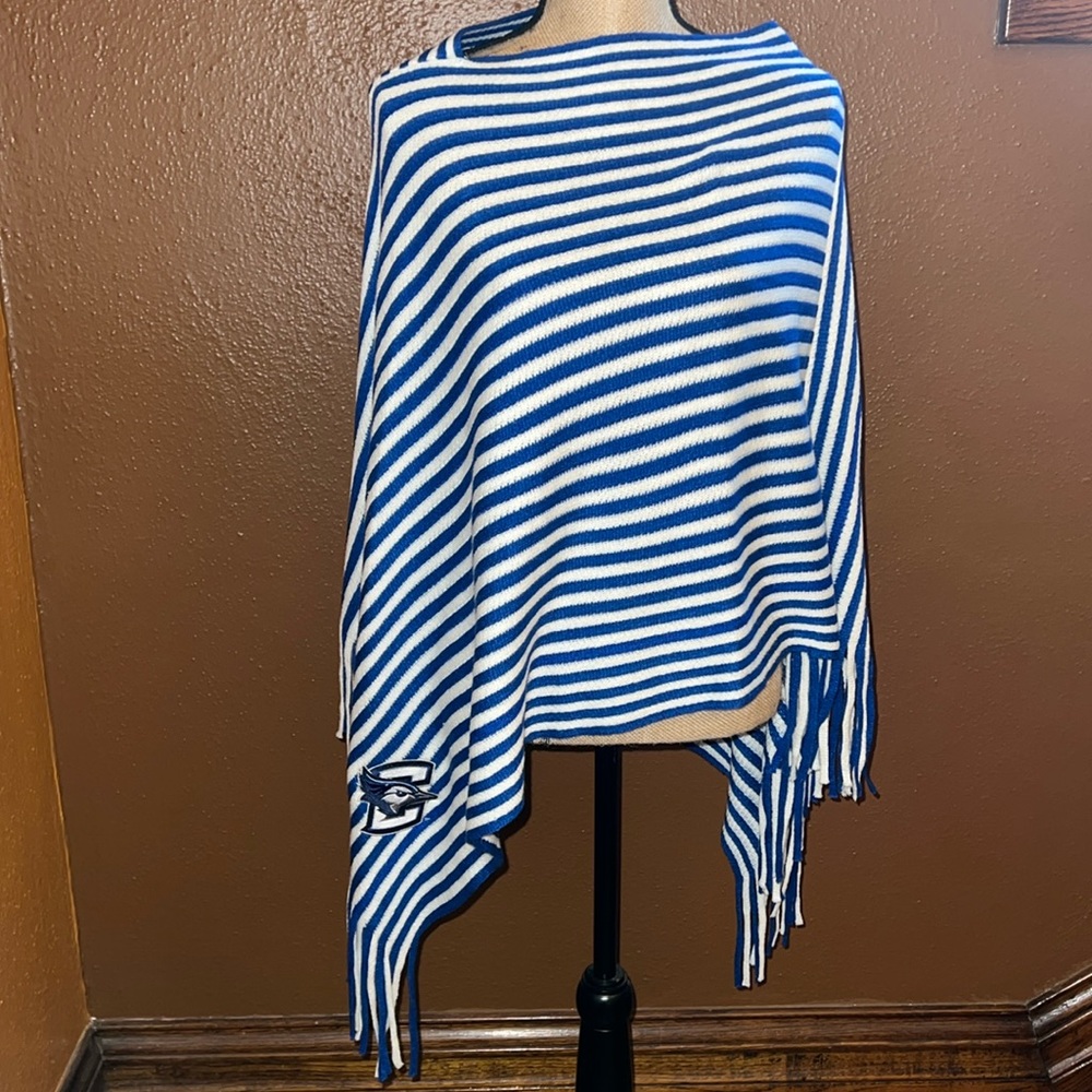 NWOT Blue and White Creighton University Bluejays Fringed Poncho